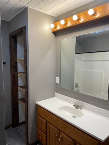 801 Patton Avenue, Cabool, MO 65689