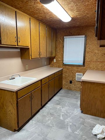 801 Patton Avenue, Cabool, MO 65689