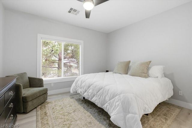 251 South Green Valley Parkway 5311, Henderson, NV 89012