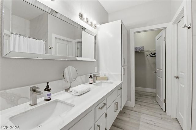 251 South Green Valley Parkway 5311, Henderson, NV 89012