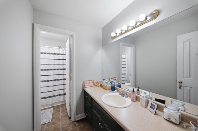 2044 Laura Ln, Springfield, TN 37172