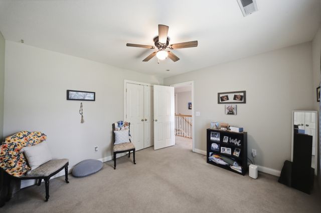 2044 Laura Ln, Springfield, TN 37172