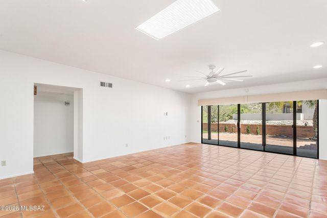 5372 N Strada De Rubino, Tucson, AZ 85750