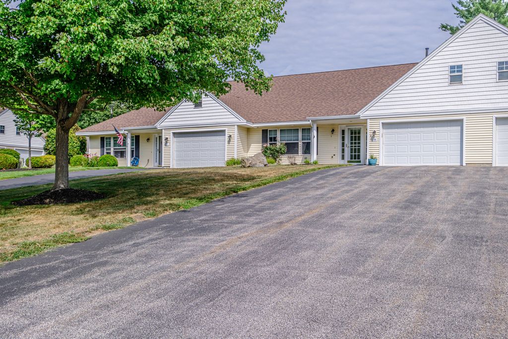 9 Macintosh Lane 9, Old Orchard Beach, ME 04064 — photo 2