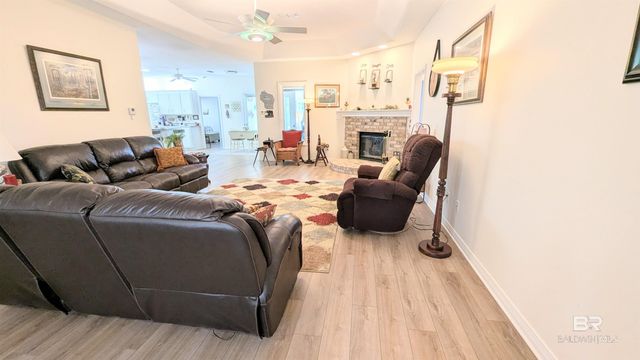 2189 Spanish Oak Drive, Lillian, AL 36549