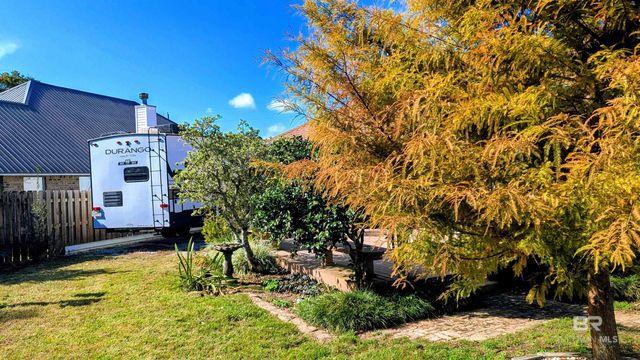 2189 Spanish Oak Drive, Lillian, AL 36549