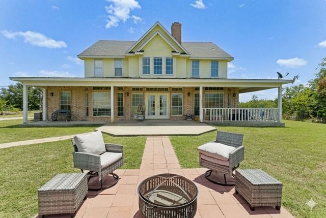 944 Land Of Goshen Drive, Springtown, TX 76082