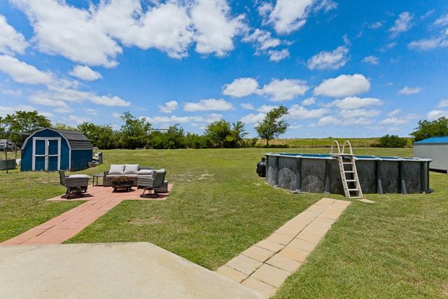 944 Land Of Goshen Drive, Springtown, TX 76082