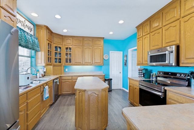 944 Land Of Goshen Drive, Springtown, TX 76082