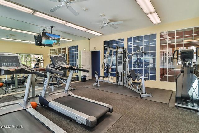 5837 Oak Bend Lane 302, Oak Park, CA 91377