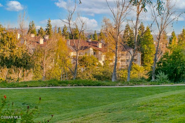 5837 Oak Bend Lane 302, Oak Park, CA 91377