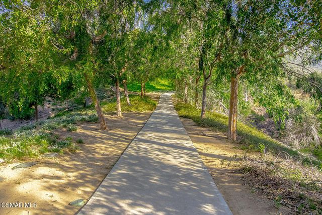 5837 Oak Bend Lane 302, Oak Park, CA 91377