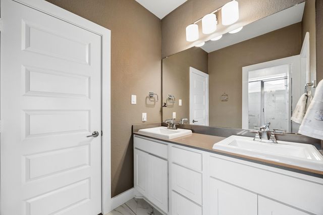 10607 Crystal Spring Drive, Missouri City, TX 77459