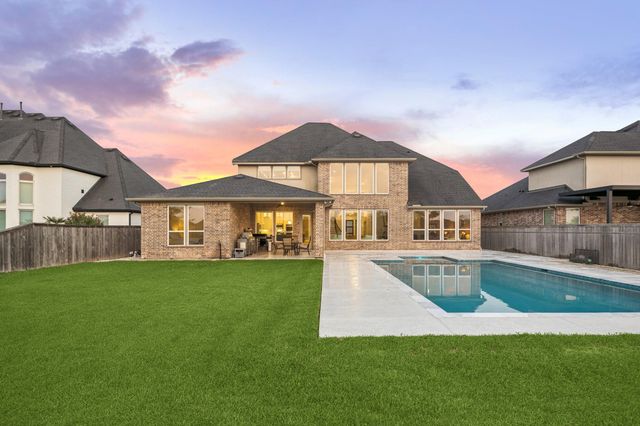 10607 Crystal Spring Drive, Missouri City, TX 77459