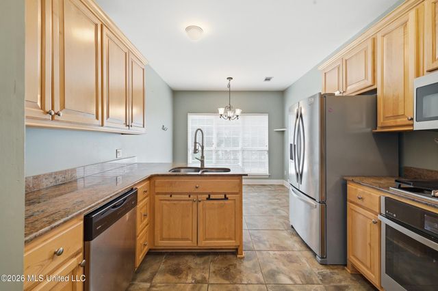 4009 Belle Terre Court, Ocean Springs, MS 39564