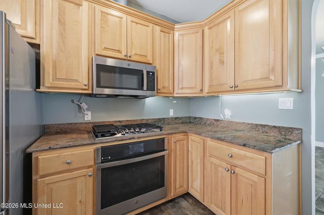 4009 Belle Terre Court, Ocean Springs, MS 39564