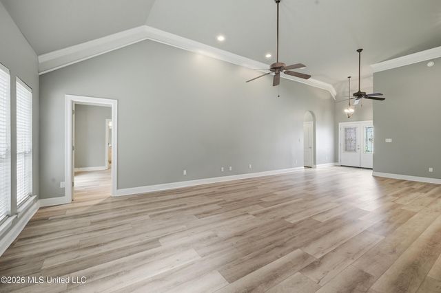 4009 Belle Terre Court, Ocean Springs, MS 39564
