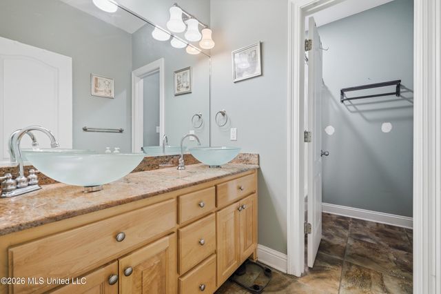 4009 Belle Terre Court, Ocean Springs, MS 39564
