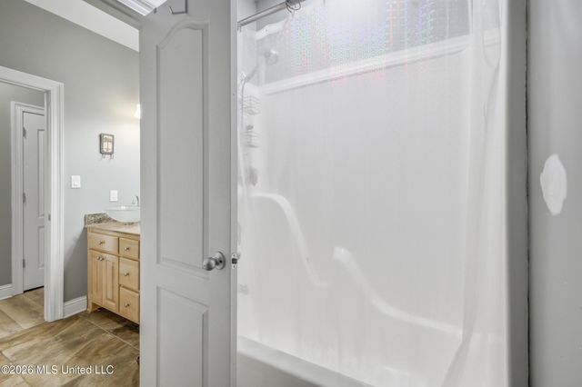 4009 Belle Terre Court, Ocean Springs, MS 39564
