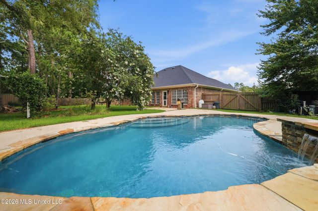 4009 Belle Terre Court, Ocean Springs, MS 39564