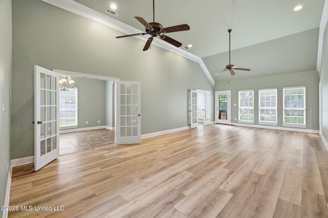4009 Belle Terre Court, Ocean Springs, MS 39564