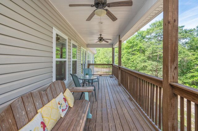 1827 Waterway Drive, Baker, FL 32531