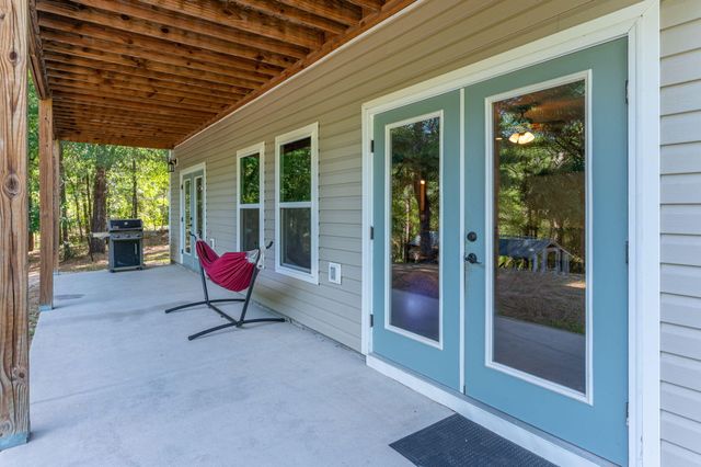 1827 Waterway Drive, Baker, FL 32531