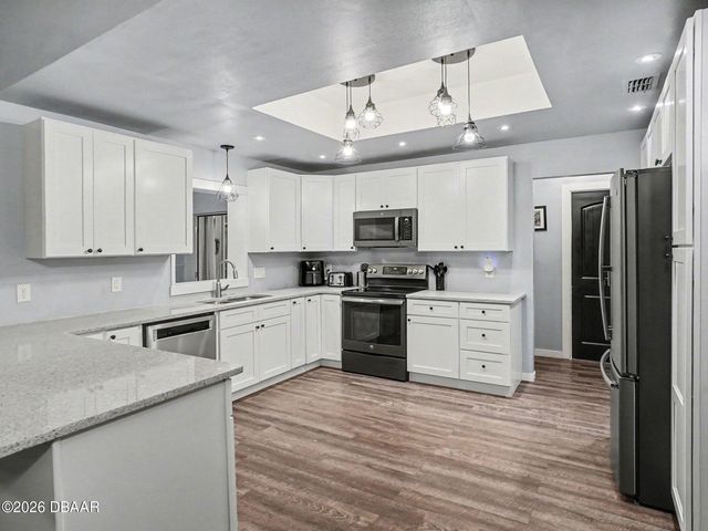 112 W Greentree Lane, Lake Mary, FL 32746