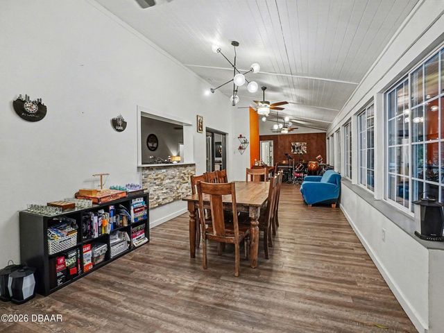 112 W Greentree Lane, Lake Mary, FL 32746