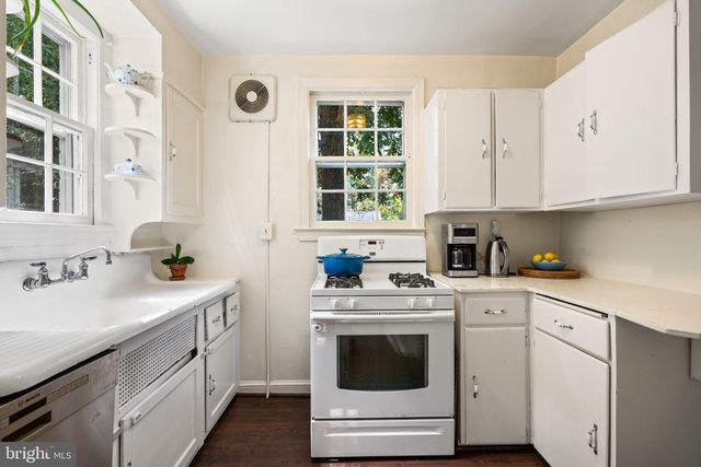 4908 CRESCENT ST, Bethesda, MD 20816