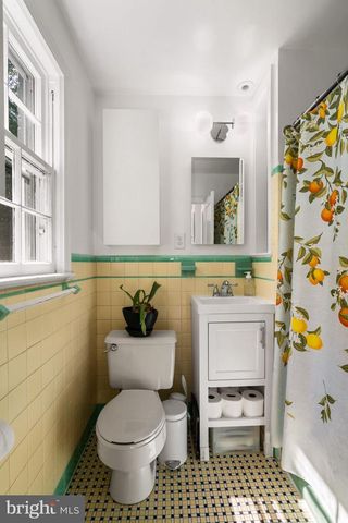 4908 CRESCENT ST, Bethesda, MD 20816