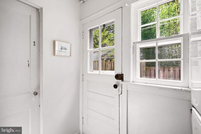 4908 CRESCENT ST, Bethesda, MD 20816