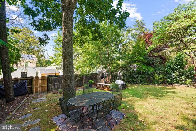 4908 CRESCENT ST, Bethesda, MD 20816