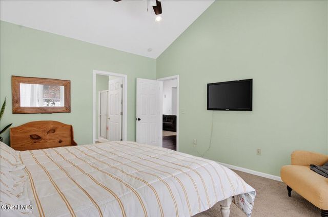 11 Grants Way, Moreau, NY 12831