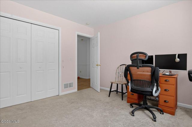 11 Grants Way, Moreau, NY 12831