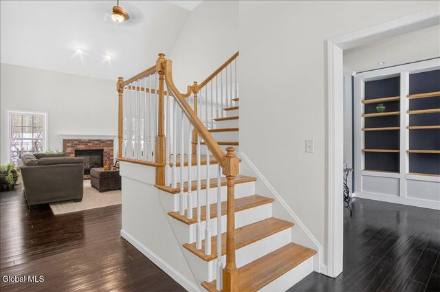 11 Grants Way, Moreau, NY 12831