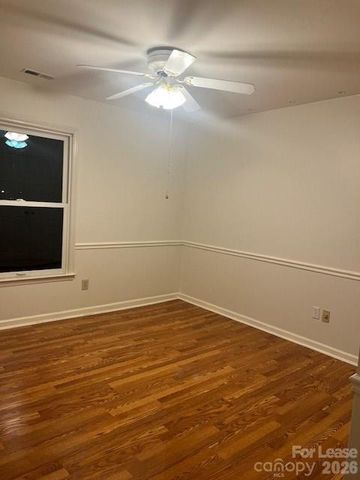 11333 Snapfinger Drive, Charlotte, NC 28277