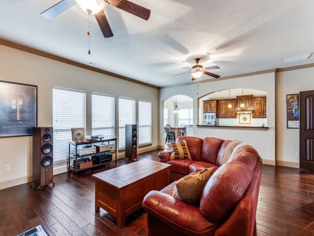 519 Gene Autry Lane, Murphy, TX 75094