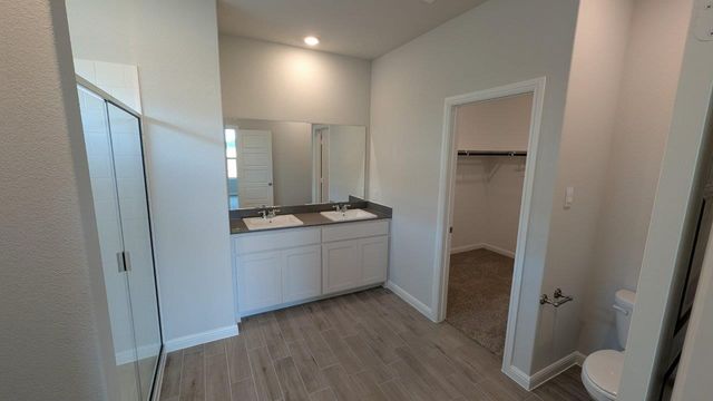 1021 TRACTION Trail, Cleburne, TX 76031