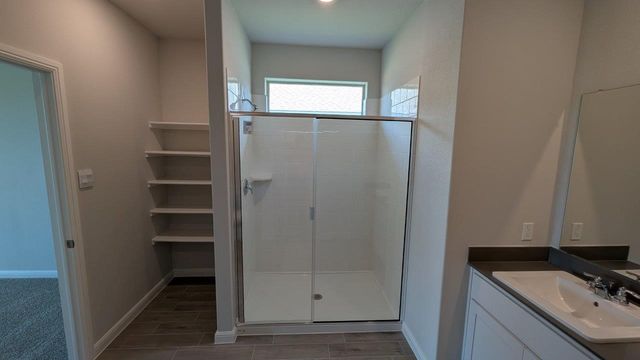1021 TRACTION Trail, Cleburne, TX 76031