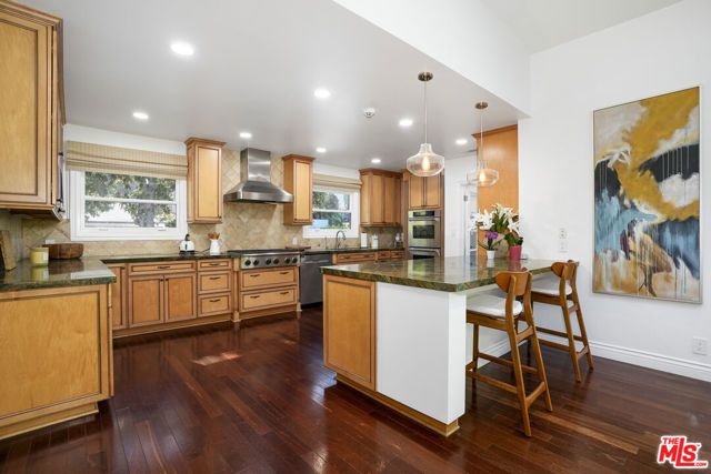 3452 Mandeville Canyon Road, Los Angeles, CA 90049