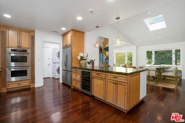 3452 Mandeville Canyon Road, Los Angeles, CA 90049