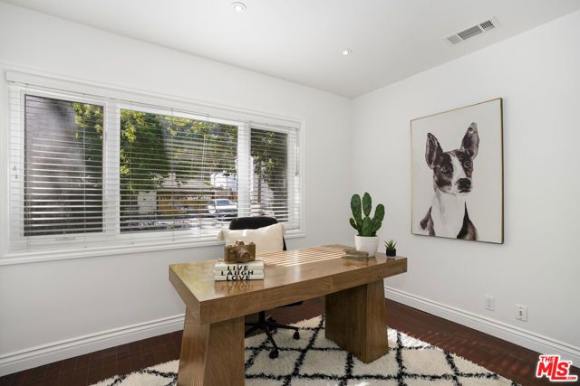 3452 Mandeville Canyon Road, Los Angeles, CA 90049