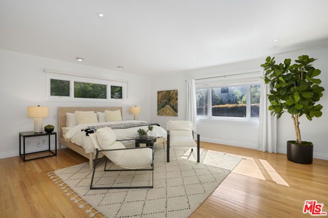 3452 Mandeville Canyon Road, Los Angeles, CA 90049