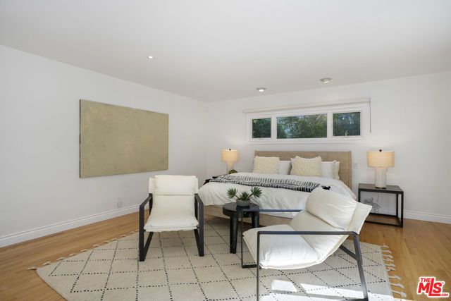 3452 Mandeville Canyon Road, Los Angeles, CA 90049