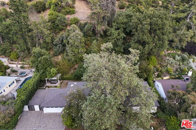 3452 Mandeville Canyon Road, Los Angeles, CA 90049