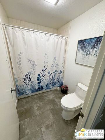 2615 N Whitewater Club Drive A, Palm Springs, CA 92262