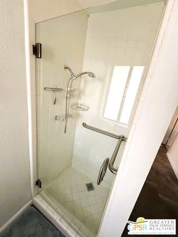 2615 N Whitewater Club Drive A, Palm Springs, CA 92262