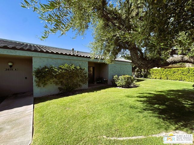 2615 N Whitewater Club Drive A, Palm Springs, CA 92262