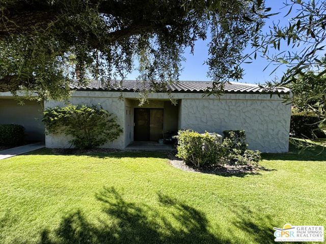 2615 N Whitewater Club Drive A, Palm Springs, CA 92262